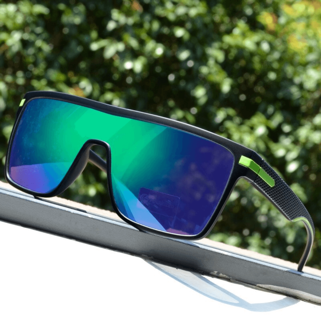 Polarized Sunglasses with Anti-reflective and UVA/UVB Protection