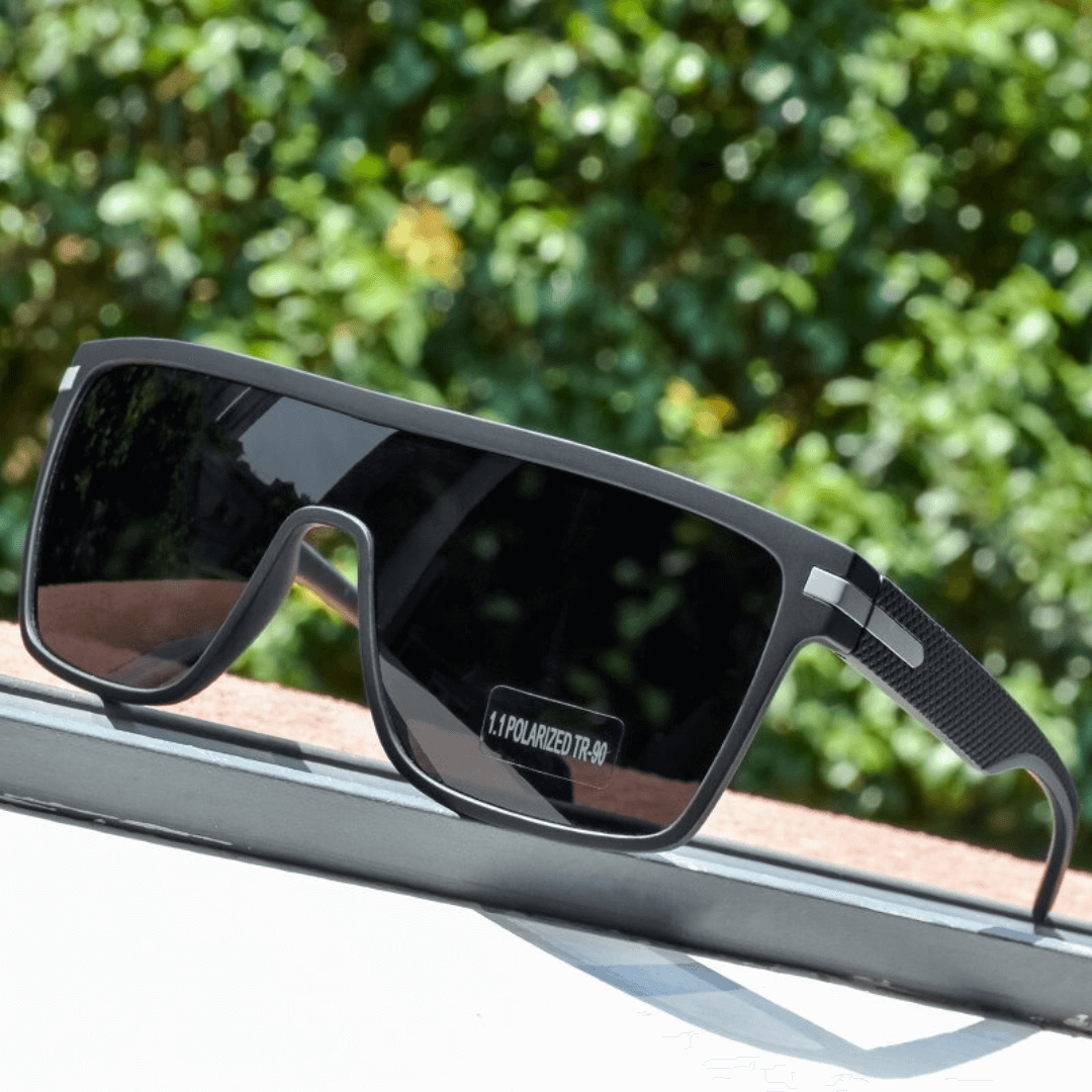 Polarized Sunglasses with Anti-reflective and UVA/UVB Protection